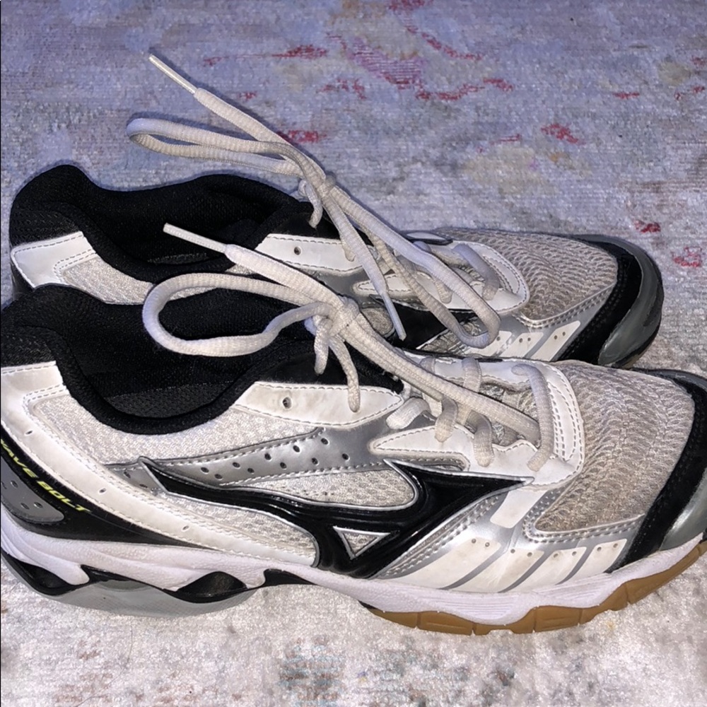 Mizuno Volleyball Shoes